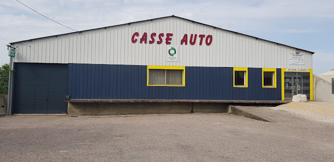 Aperçu des activités de la casse automobile CASSE AUTO JACQUINOT située à VESOUL (70000)